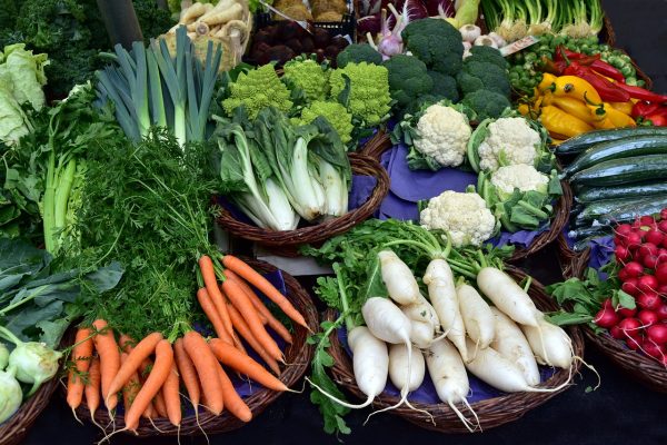 market, vegetables, market stall-3860952.jpg