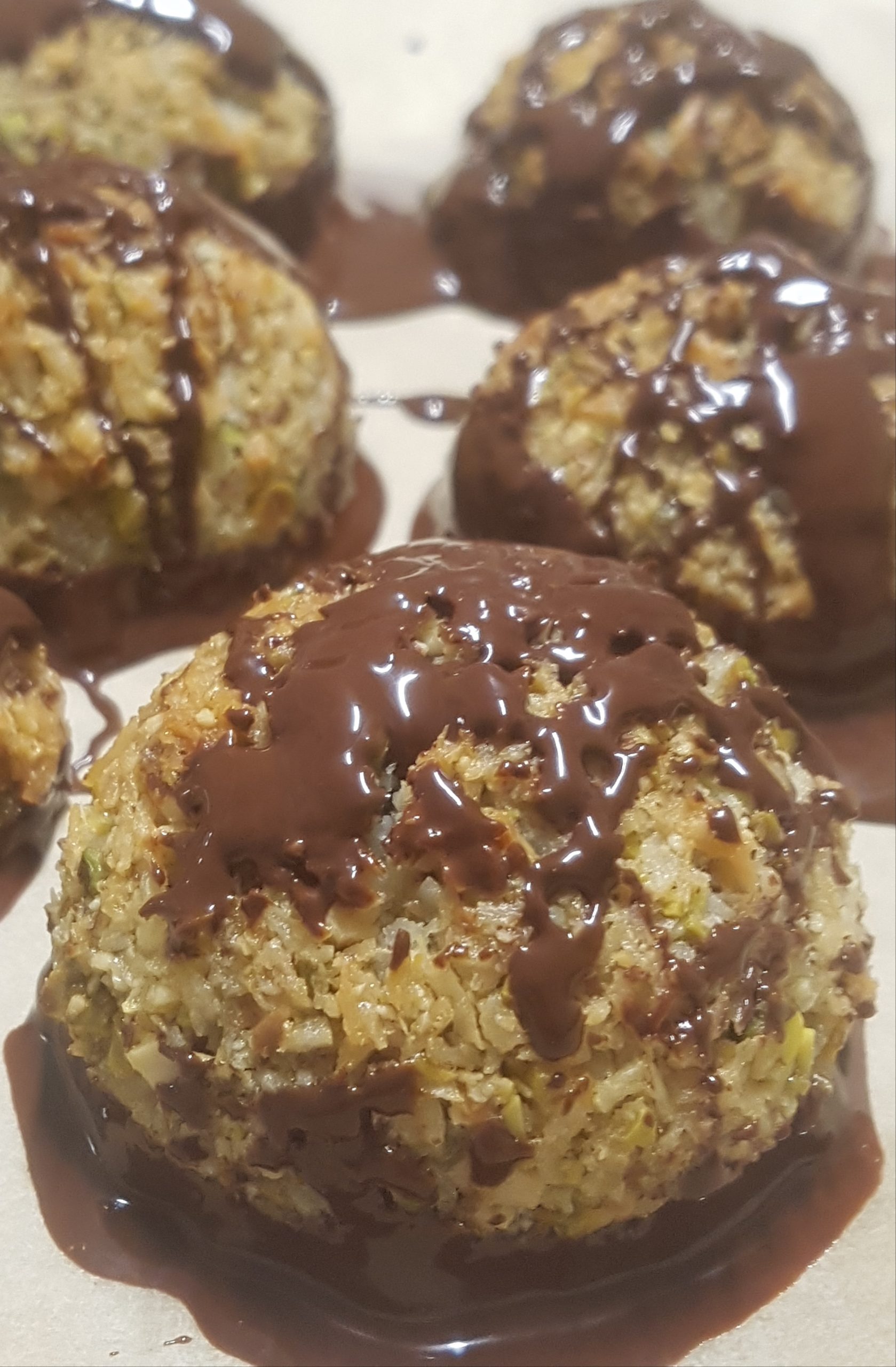 Kokos-Pistazien-Makronen